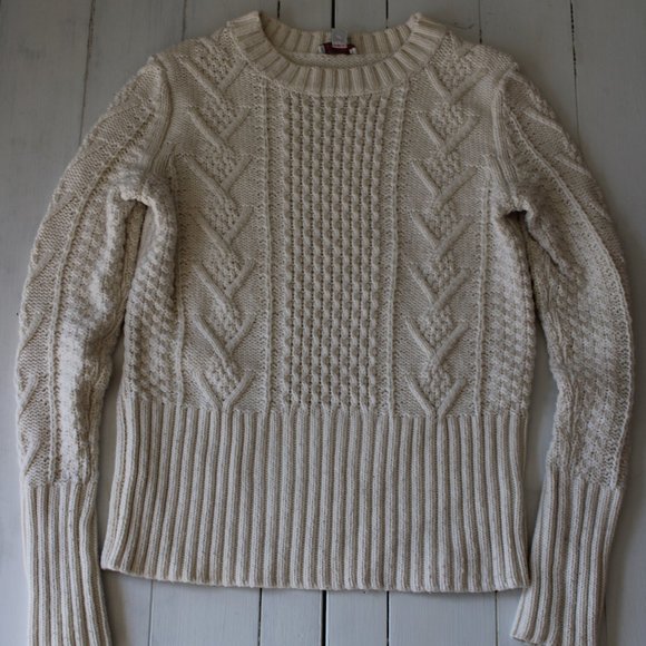 White Crewneck Pullover Cable Knit Sweater - Picture 1 of 8